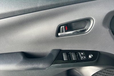 2022 Toyota Prius LE