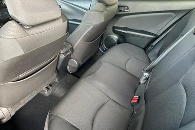 2022 Toyota Prius LE