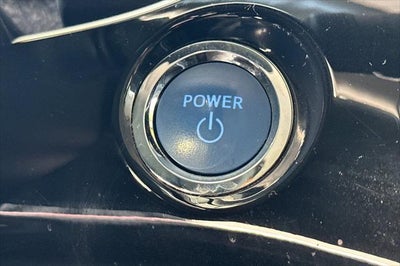 2022 Toyota Prius LE