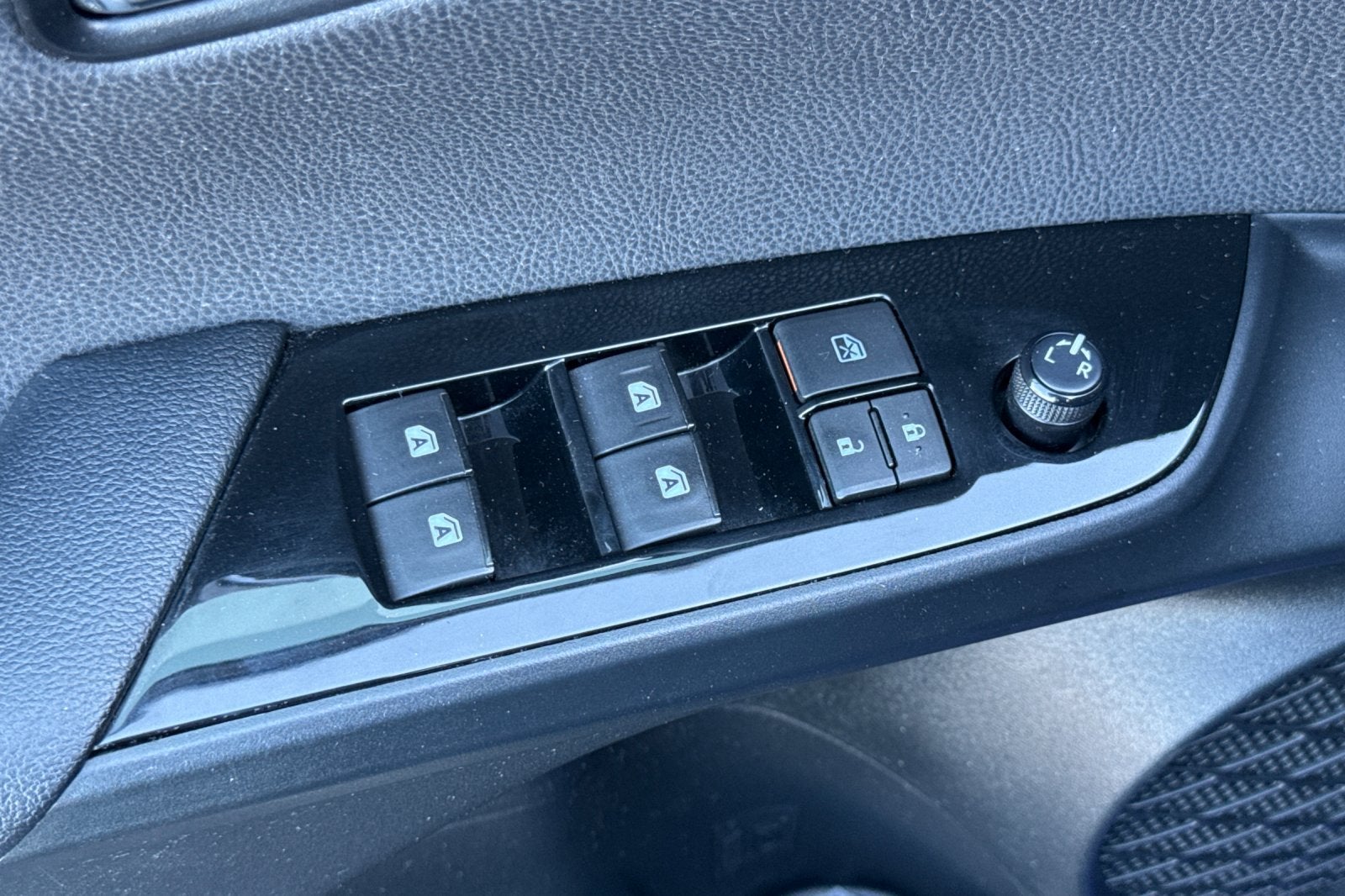 2016 Toyota Prius Three