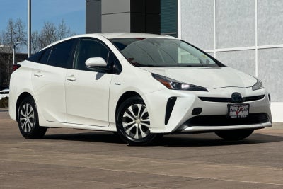 2020 Toyota Prius LE