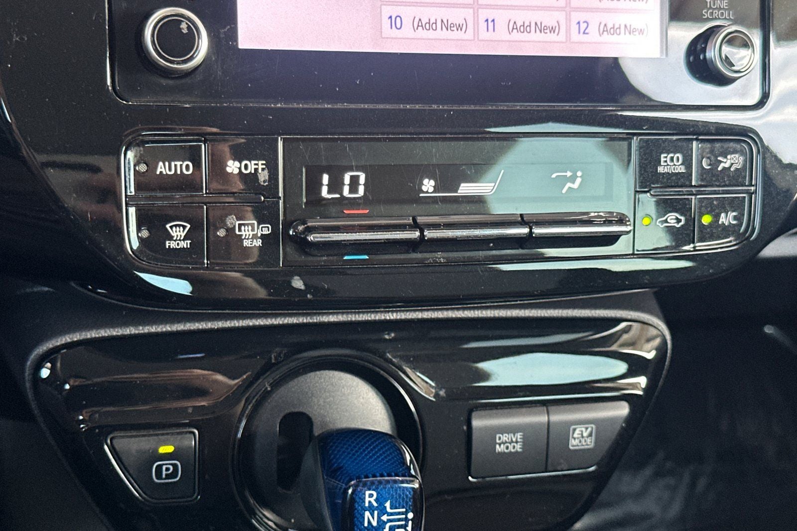 2020 Toyota Prius LE