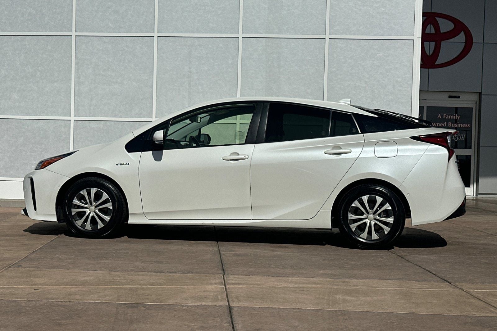 2020 Toyota Prius LE