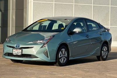2016 Toyota Prius Three