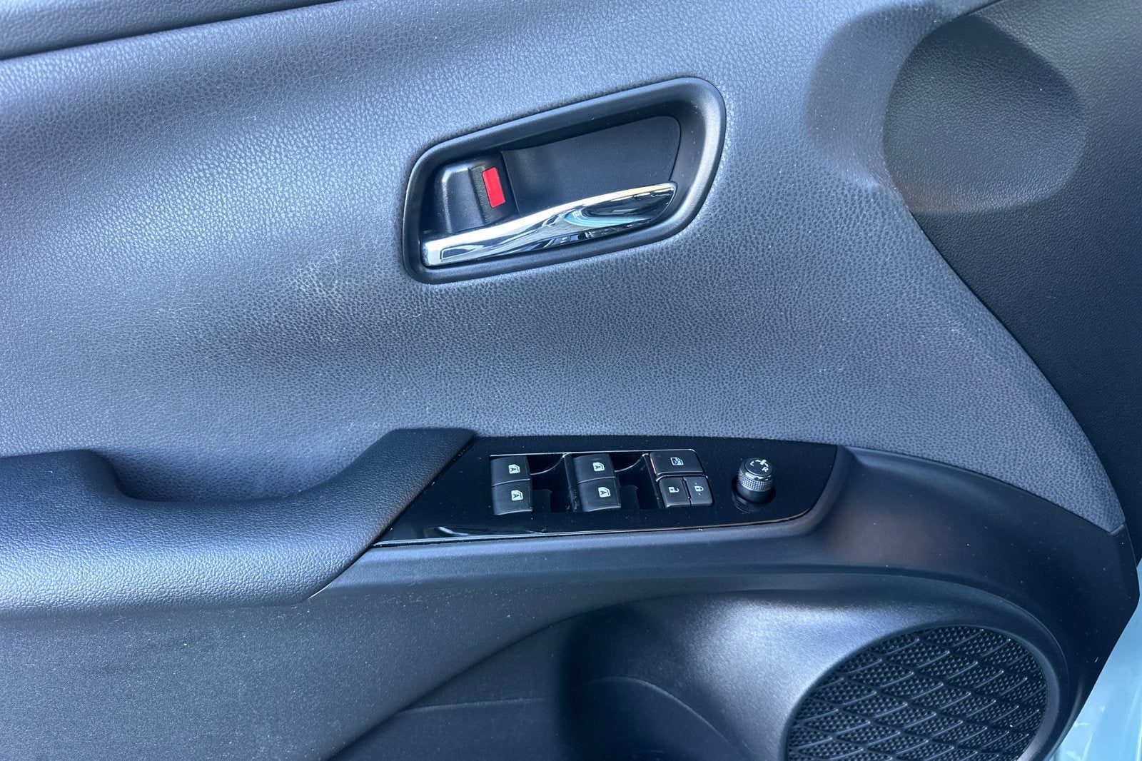 2016 Toyota Prius Three