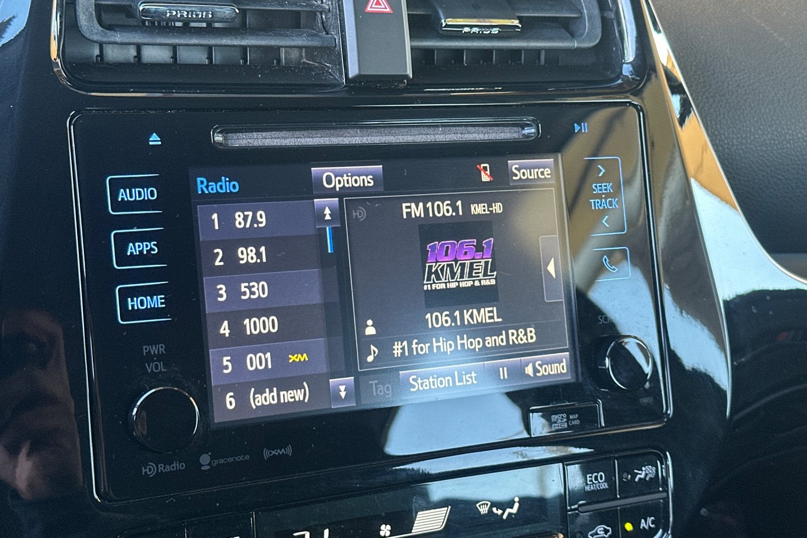 2016 Toyota Prius Three