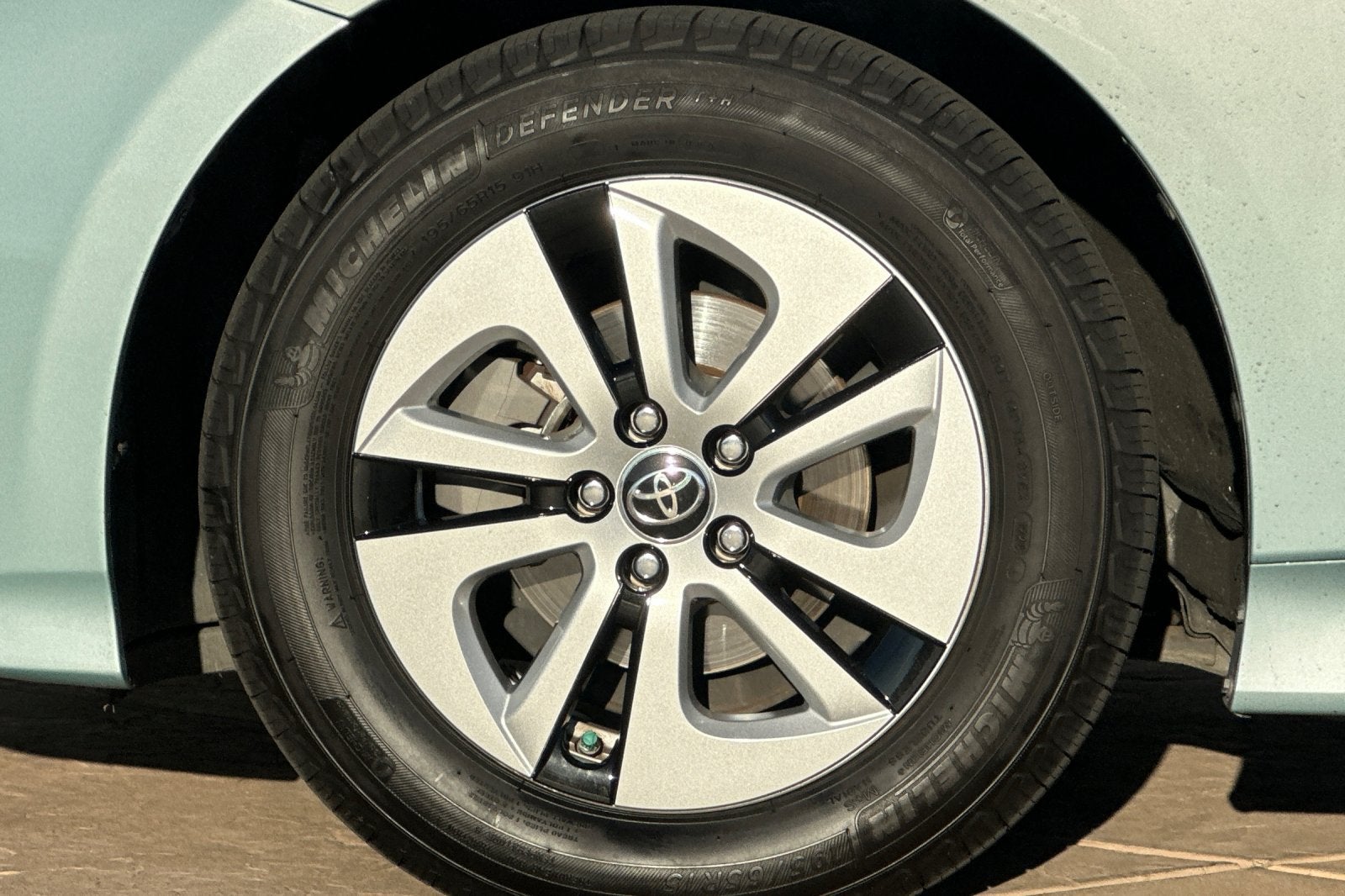2016 Toyota Prius Three