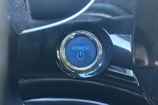 2016 Toyota Prius Three