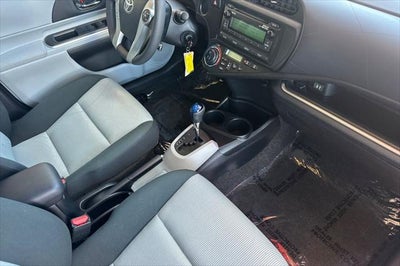 2014 Toyota Prius c Two