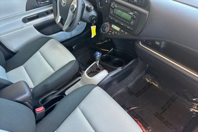 2014 Toyota Prius c Two