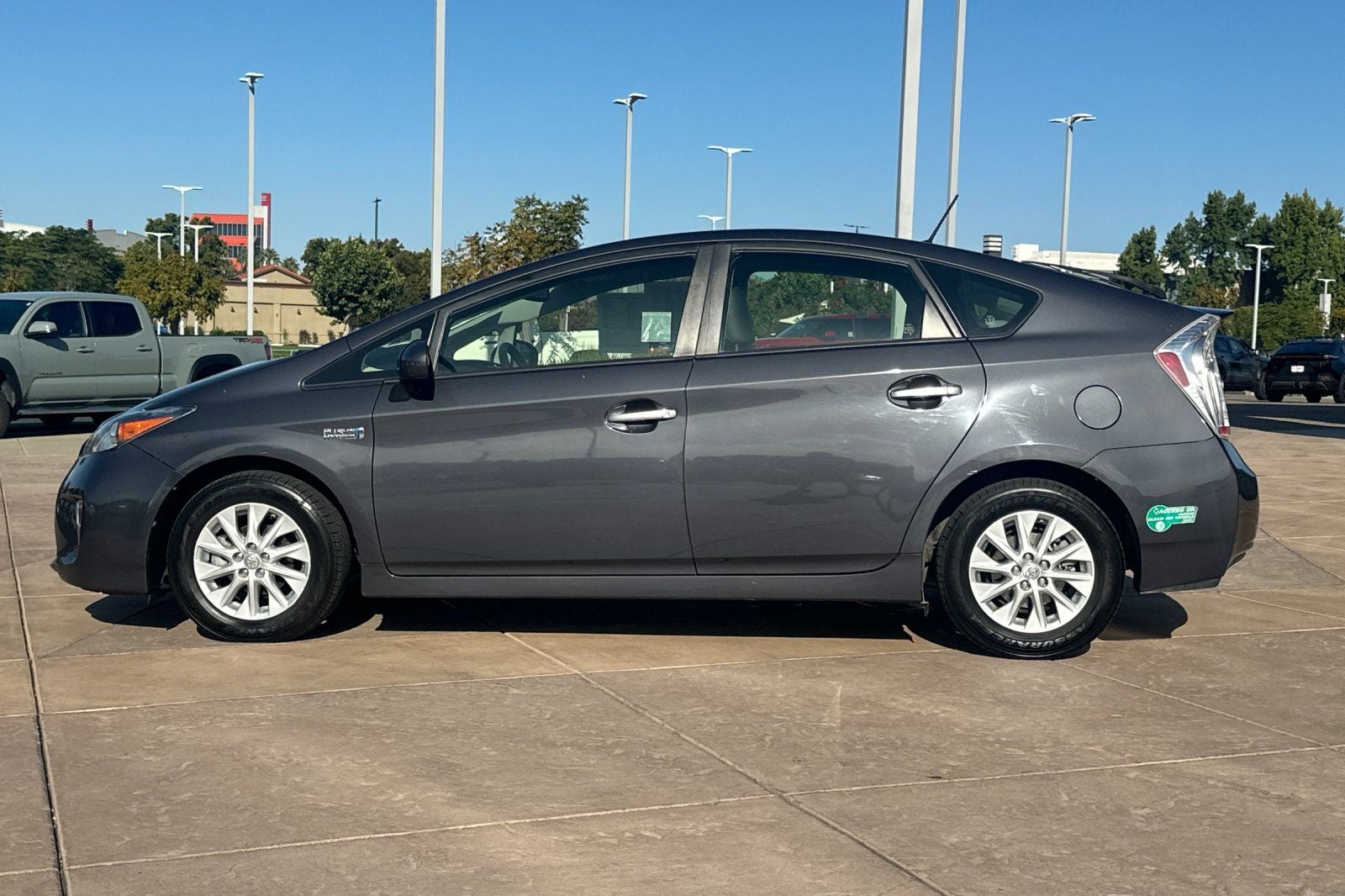 2014 Toyota Prius Plug-in Advanced