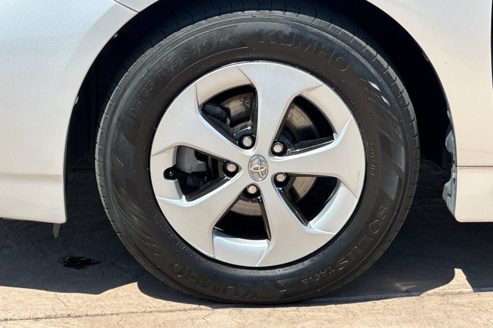 2014 Toyota Prius Three
