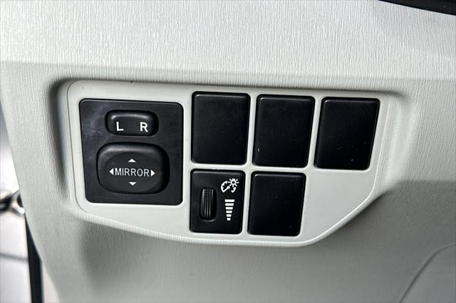 2014 Toyota Prius Three