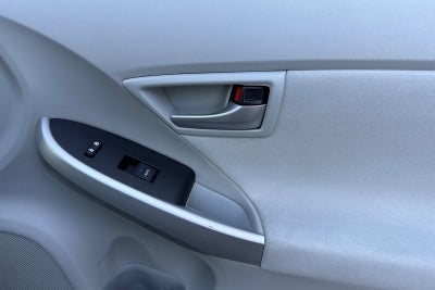 2014 Toyota Prius Three