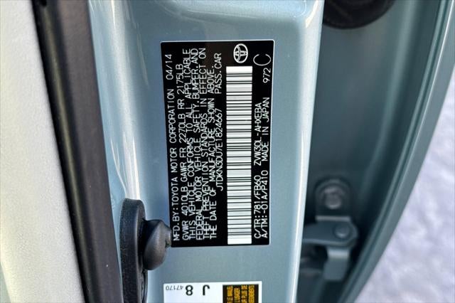 2014 Toyota Prius Three