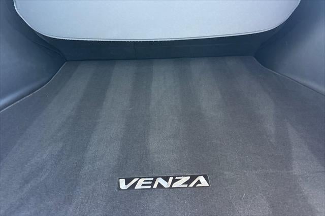 2021 Toyota Venza LE