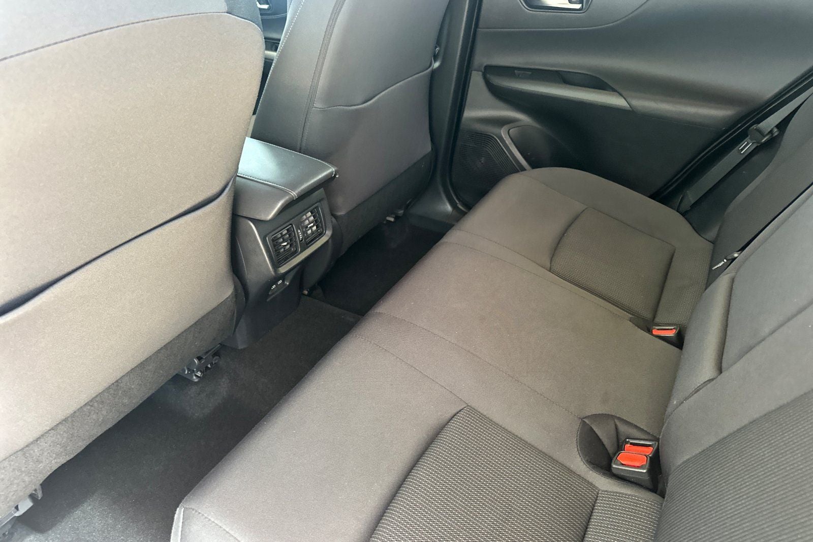 2024 Toyota Venza LE