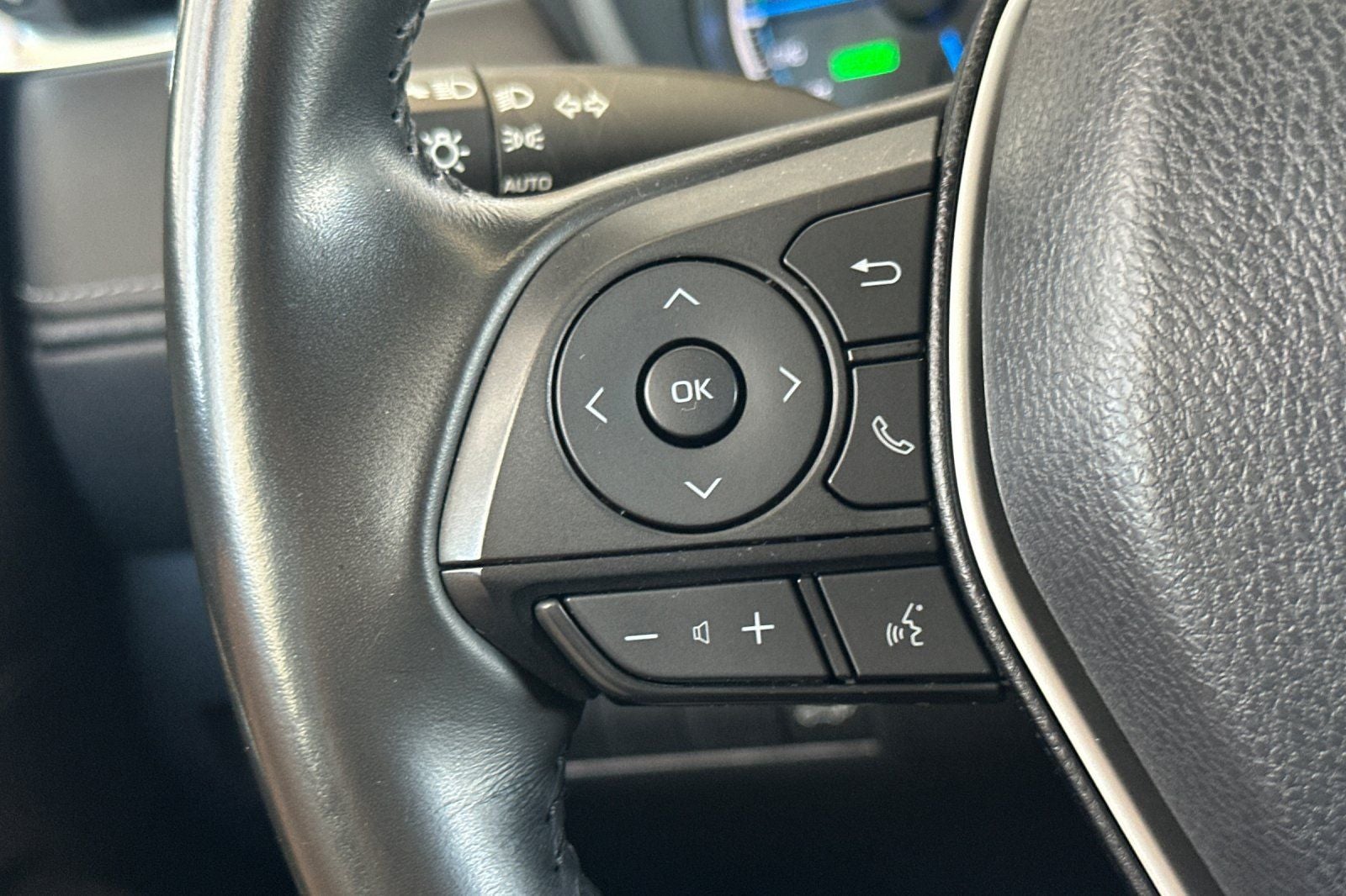 2024 Toyota Venza LE