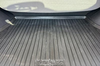 2024 Toyota Venza LE