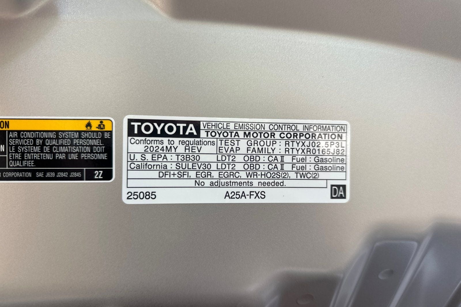 2024 Toyota Venza LE