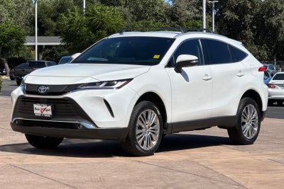 2023 Toyota Venza XLE
