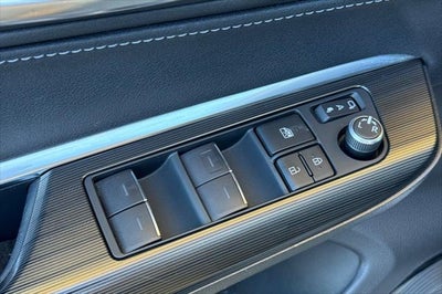 2023 Toyota Venza XLE