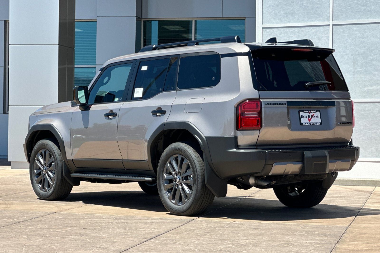2027 Toyota Land Cruiser Base