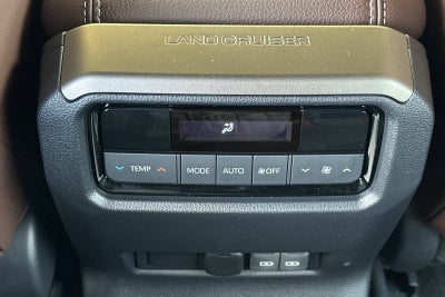 2026 Toyota Land Cruiser Base