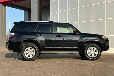 2024 Toyota 4Runner SR5