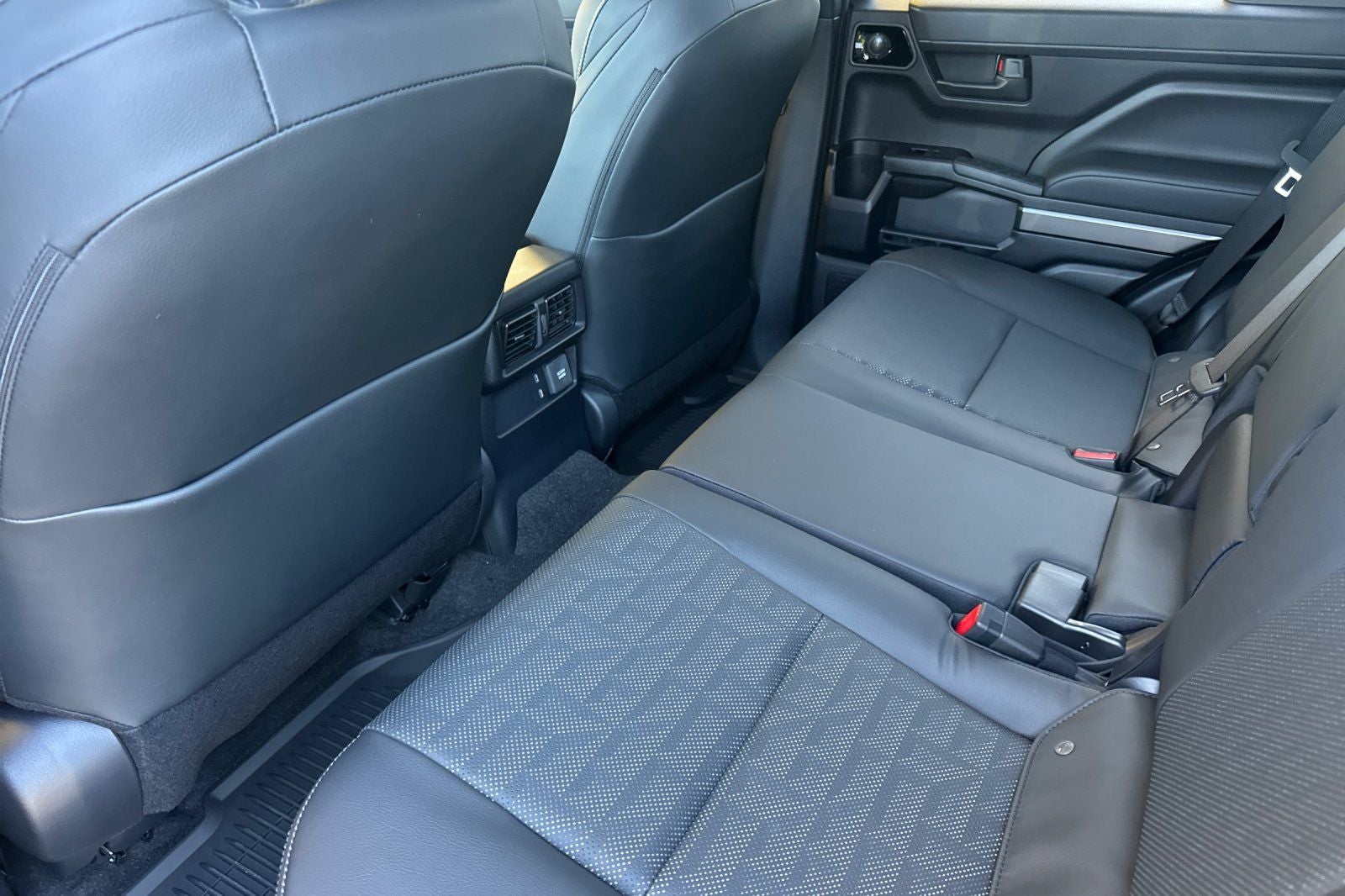2026 Toyota 4Runner i-FORCE MAX Hybrid TRD Off Road Premium