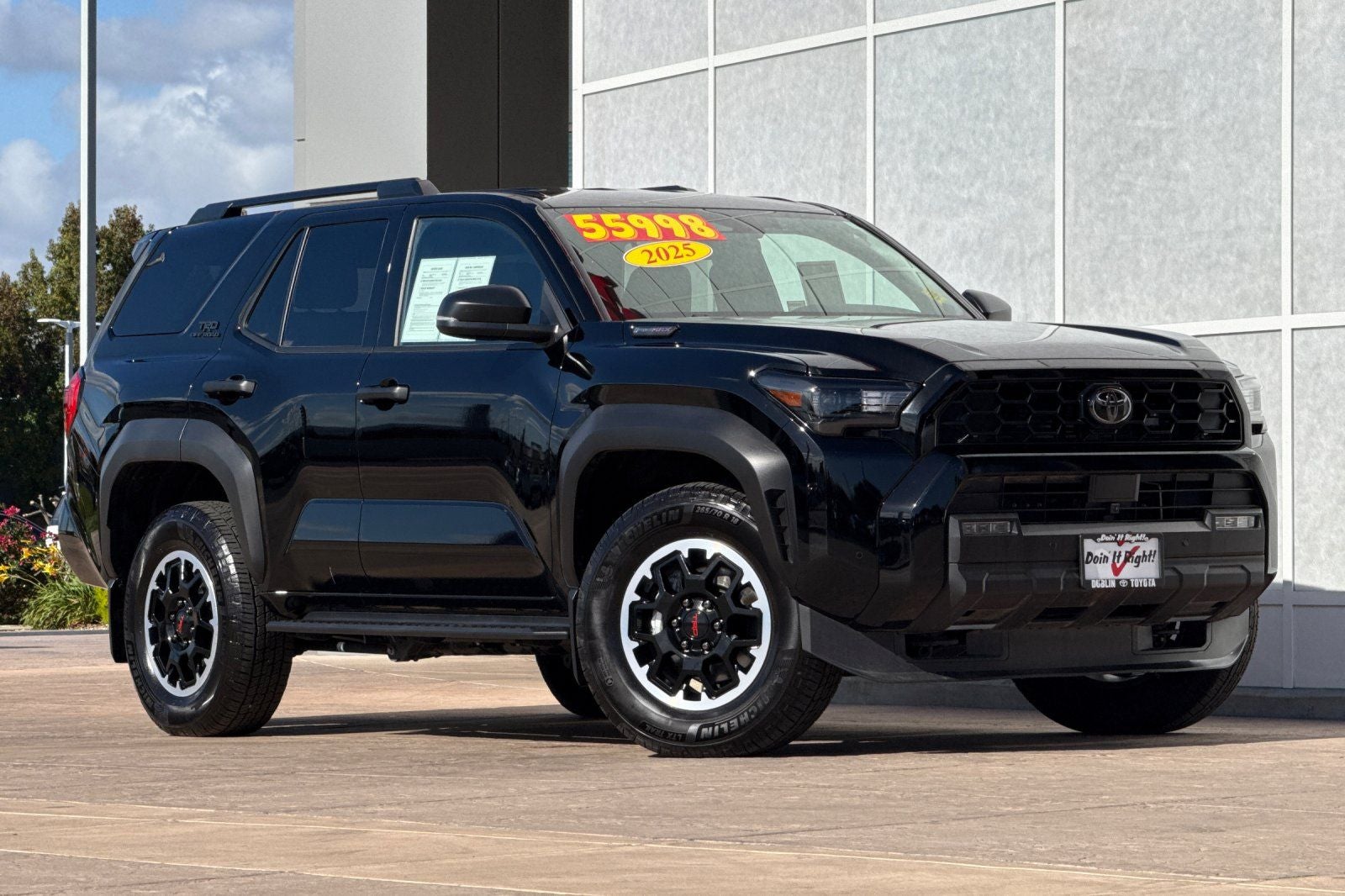 2025 Toyota 4Runner i-FORCE MAX Hybrid TRD Off Road