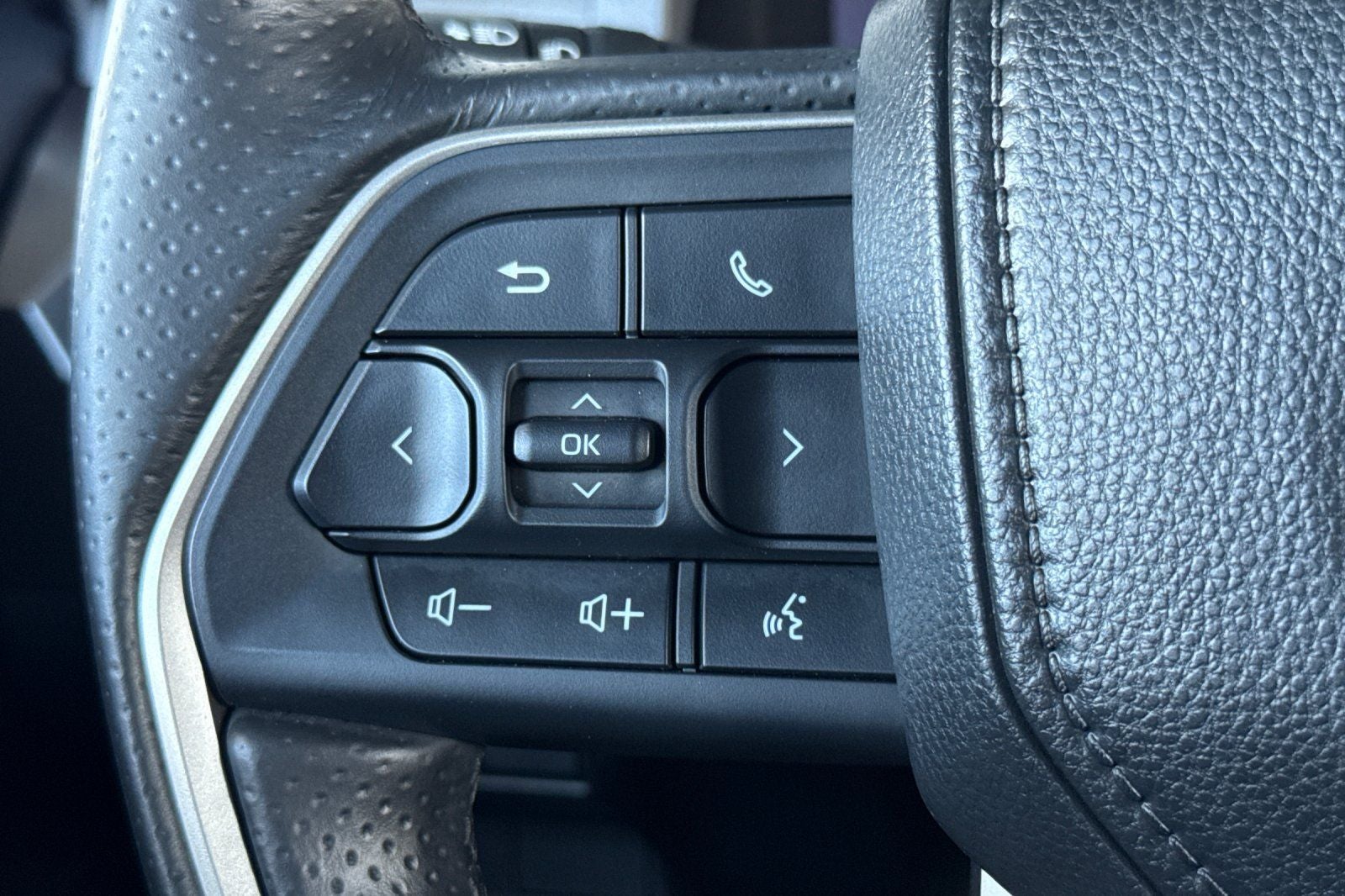 2025 Toyota 4Runner i-FORCE MAX Hybrid TRD Off Road