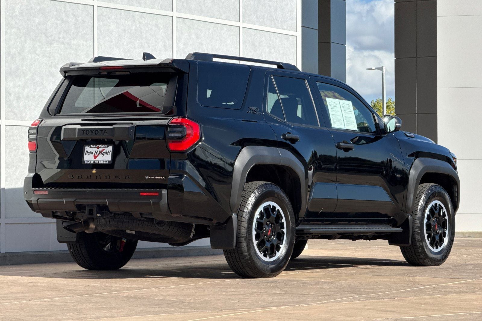 2025 Toyota 4Runner i-FORCE MAX Hybrid TRD Off Road