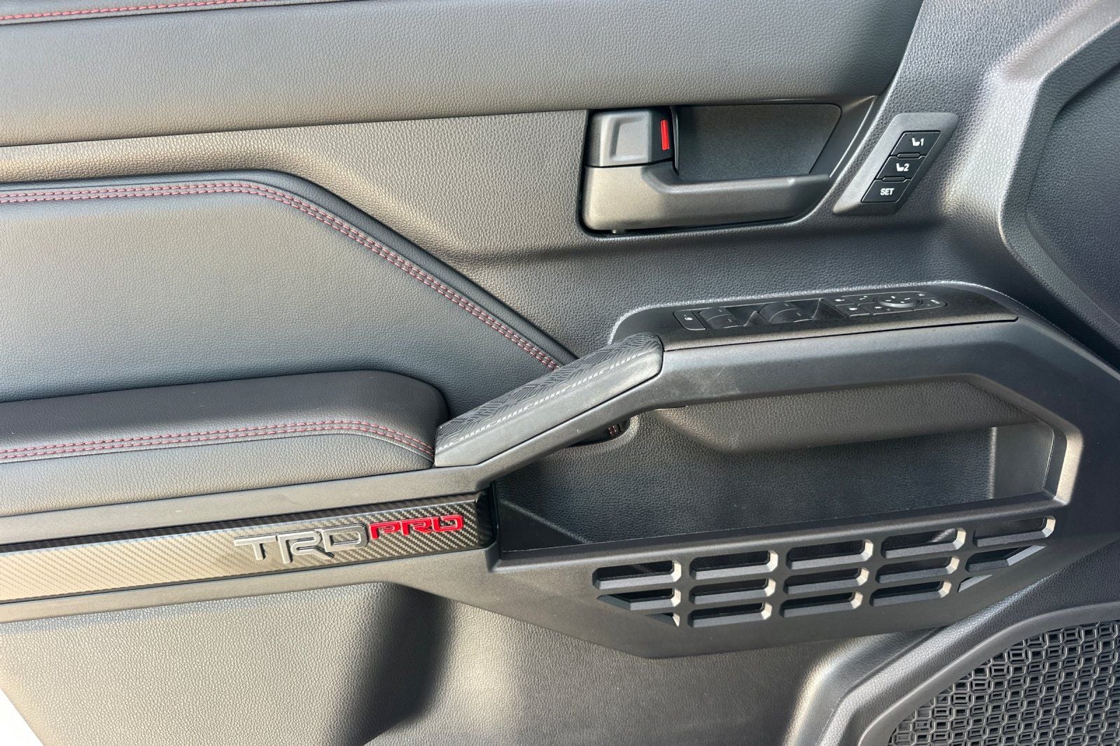2025 Toyota 4Runner i-FORCE MAX Hybrid TRD Pro