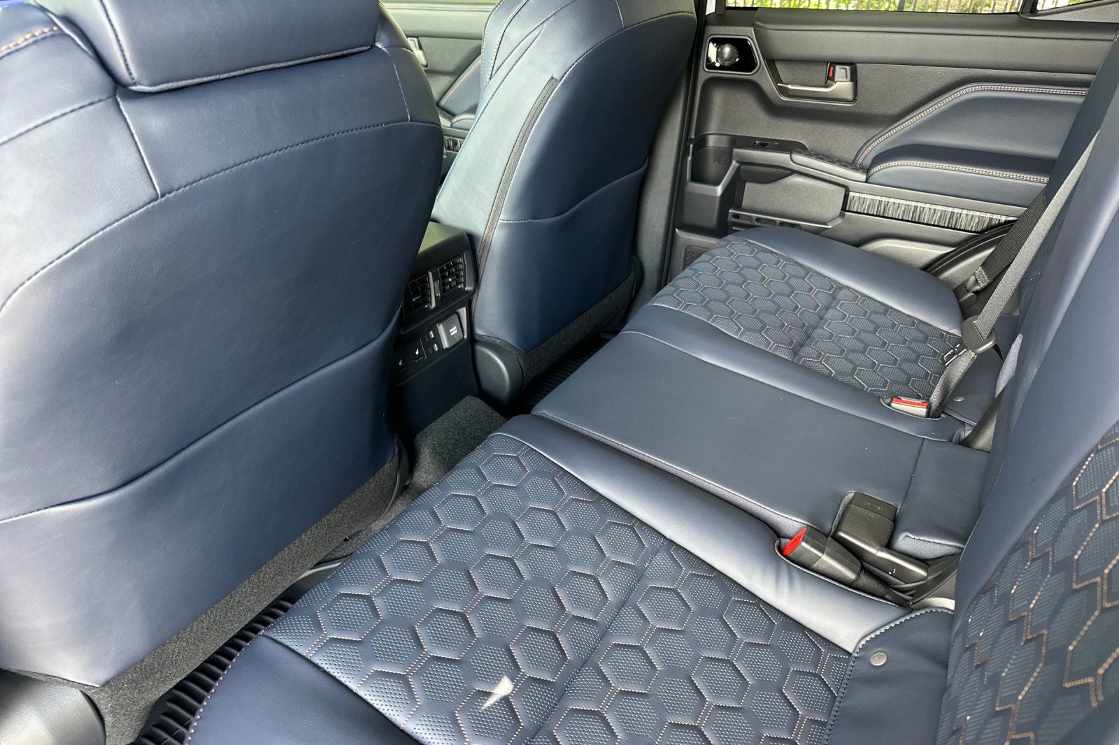 2026 Toyota 4Runner i-FORCE MAX Hybrid Platinum