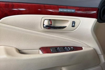 2007 Lexus LS 460