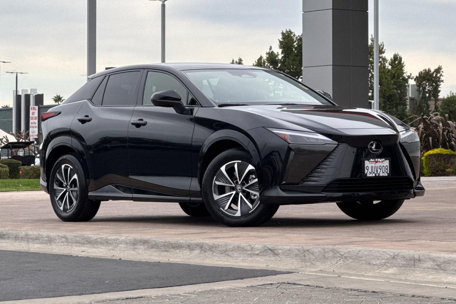 2023 Lexus RZ 450e Premium