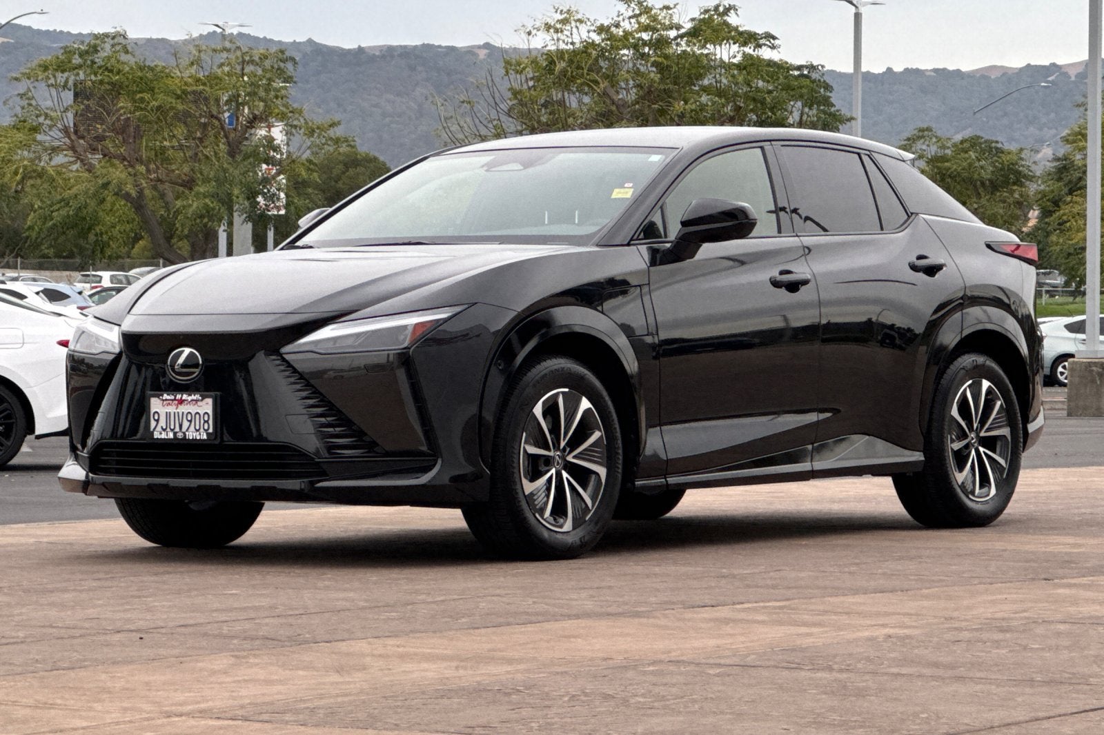 2023 Lexus RZ 450e Premium