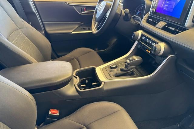 2024 Toyota RAV4 Hybrid SE