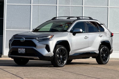 2024 Toyota RAV4 Hybrid SE