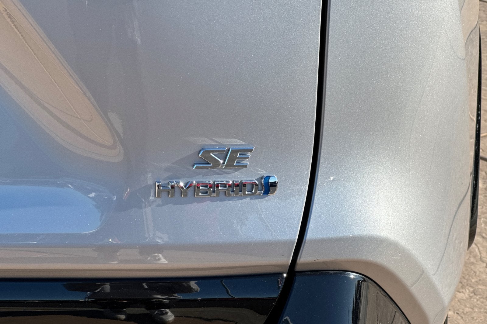 2024 Toyota RAV4 Hybrid SE