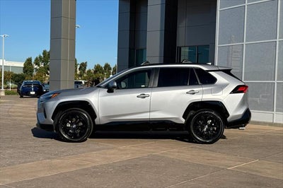 2024 Toyota RAV4 Hybrid SE