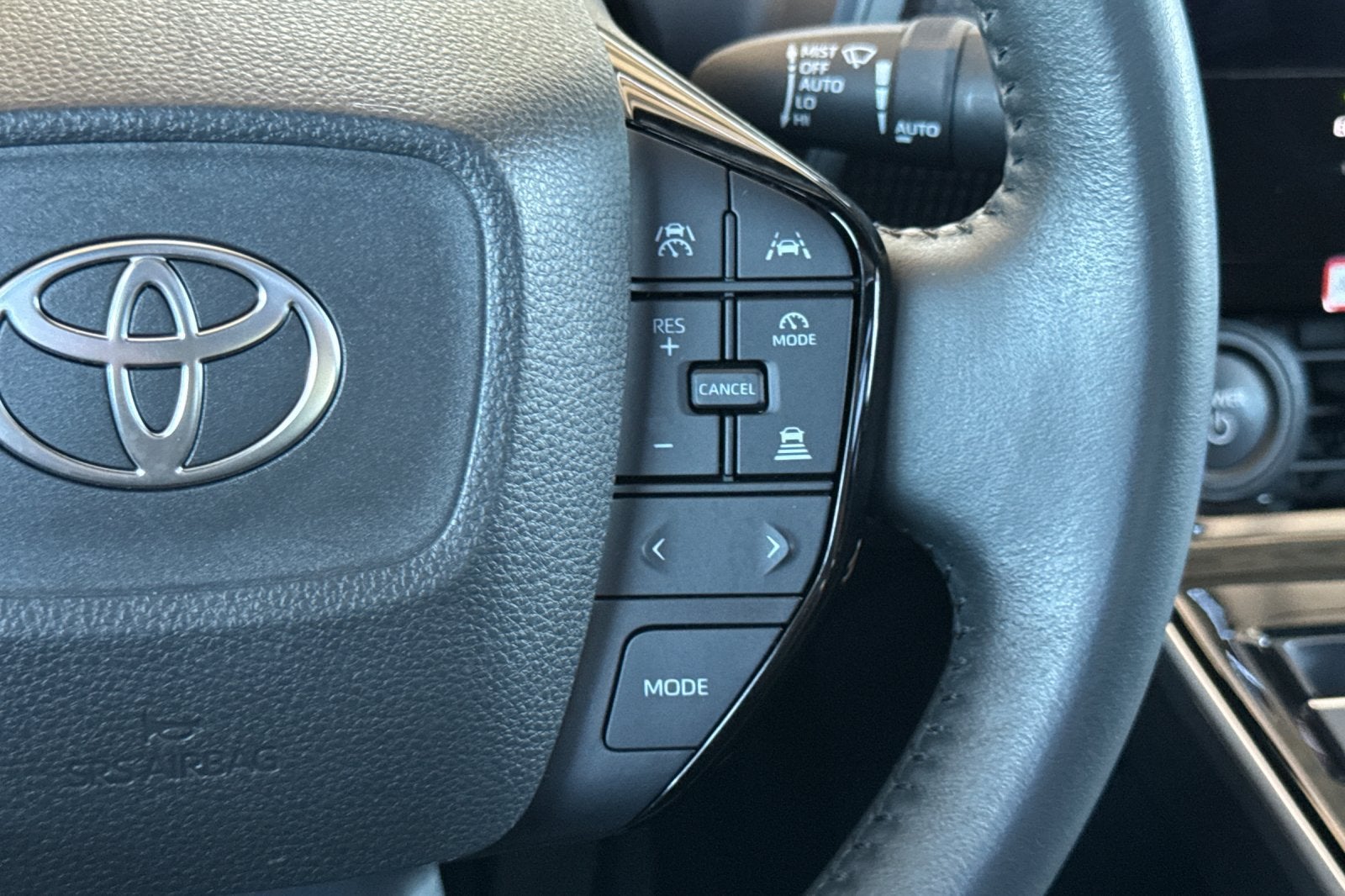 2025 Toyota bZ4X XLE
