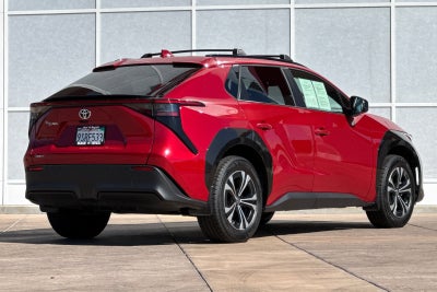 2025 Toyota bZ4X XLE