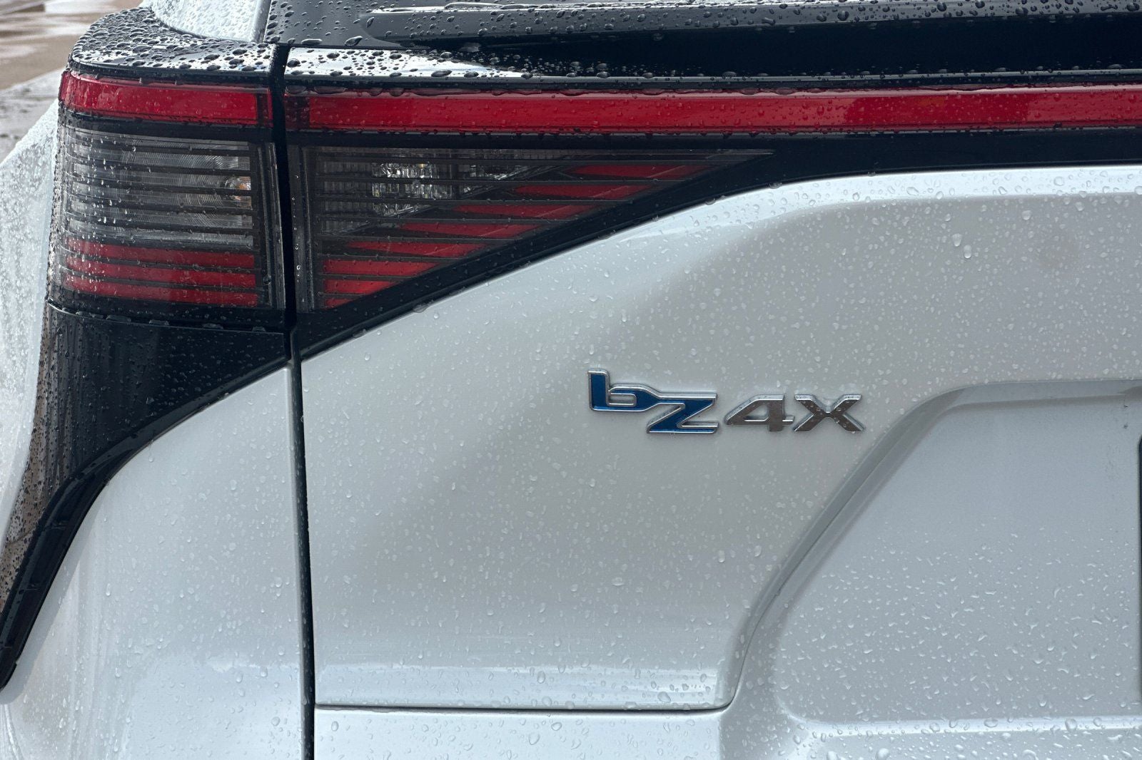 2024 Toyota bZ4X XLE