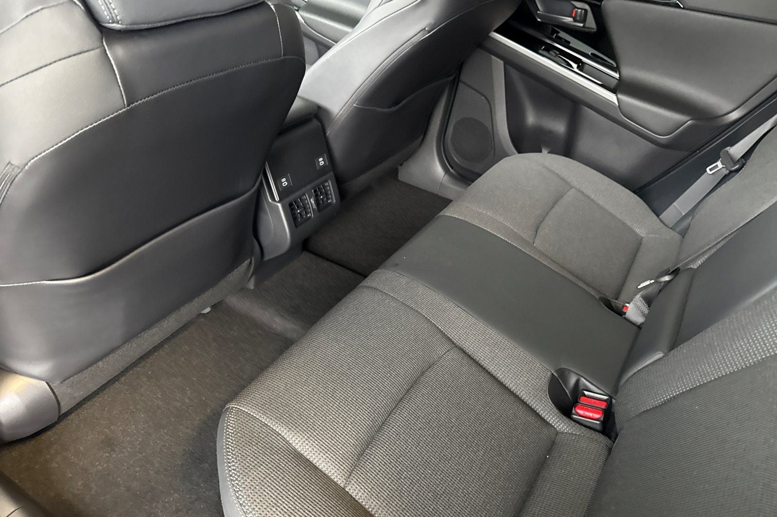 2024 Toyota bZ4X XLE