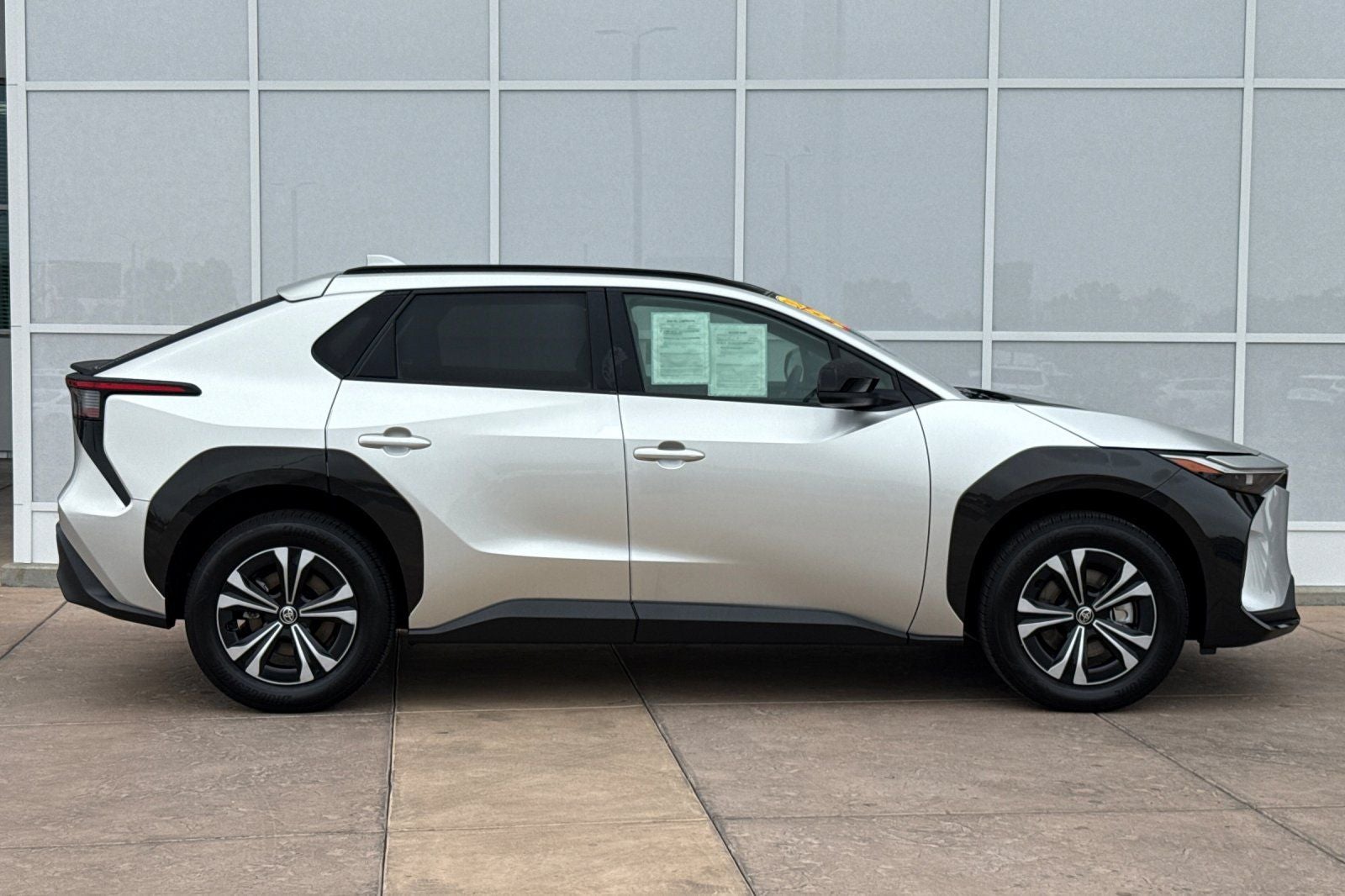 2024 Toyota bZ4X XLE