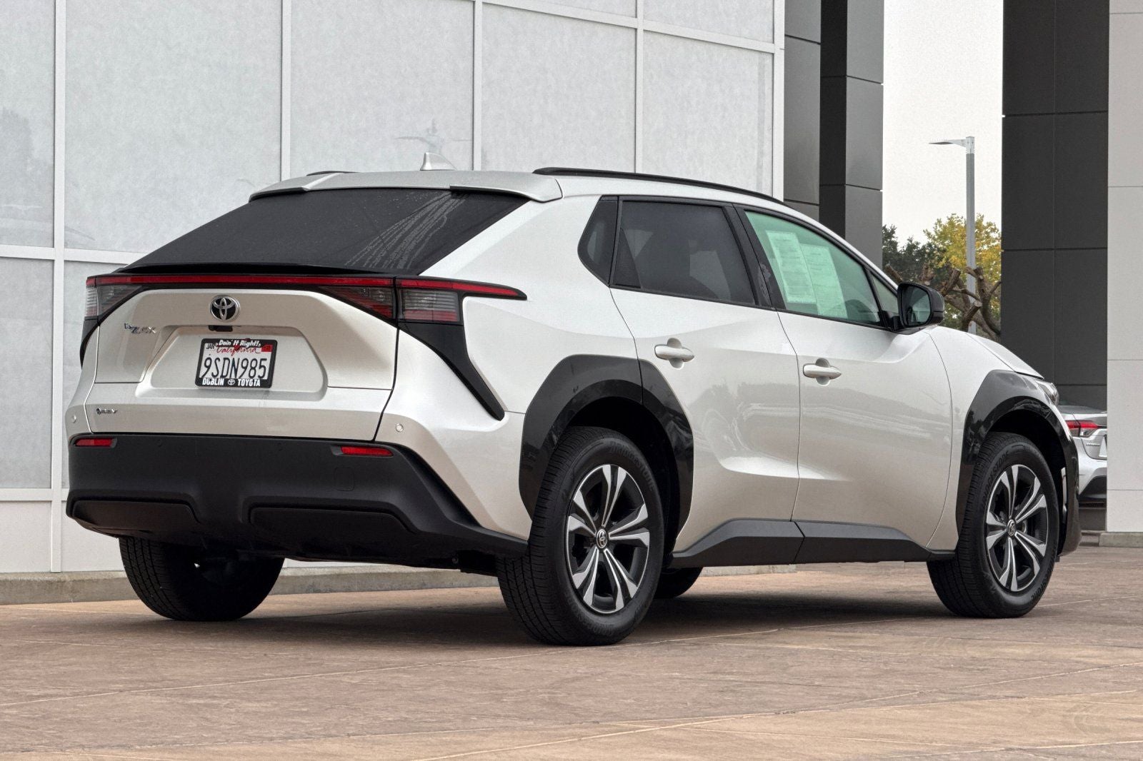 2024 Toyota bZ4X XLE