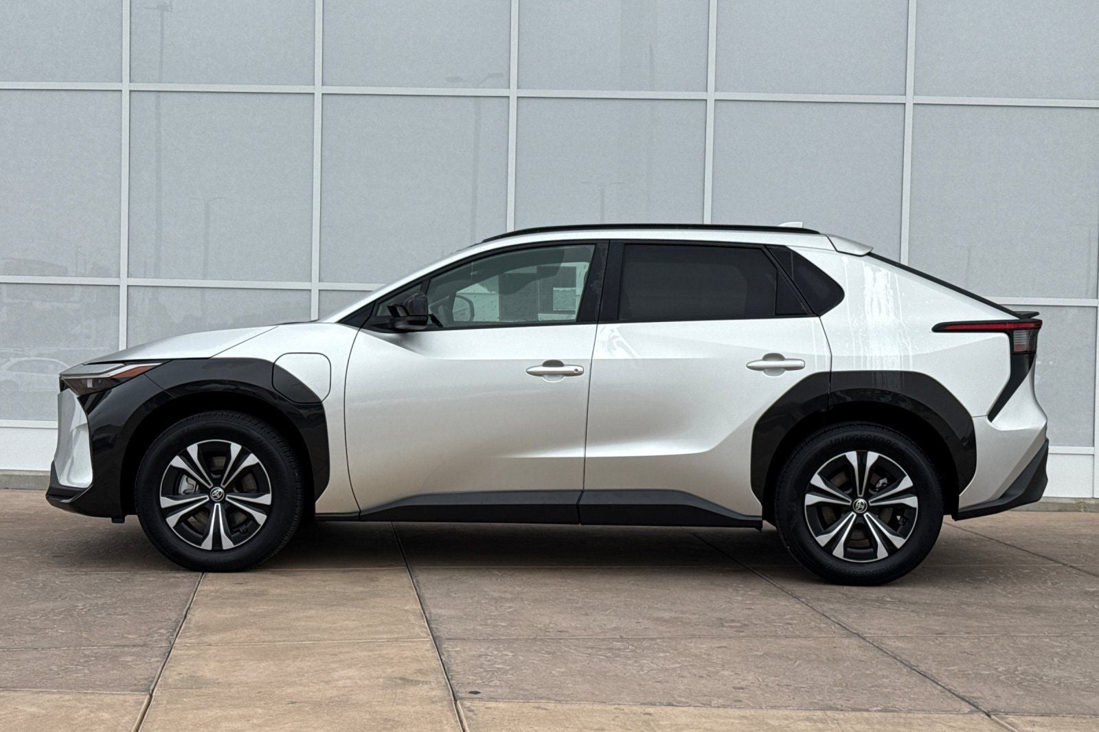 2024 Toyota bZ4X XLE