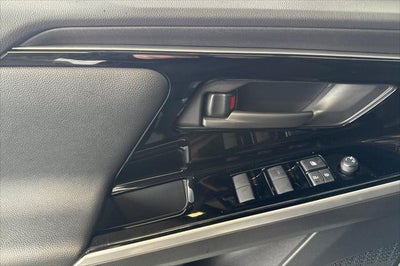 2024 Toyota bZ4X XLE